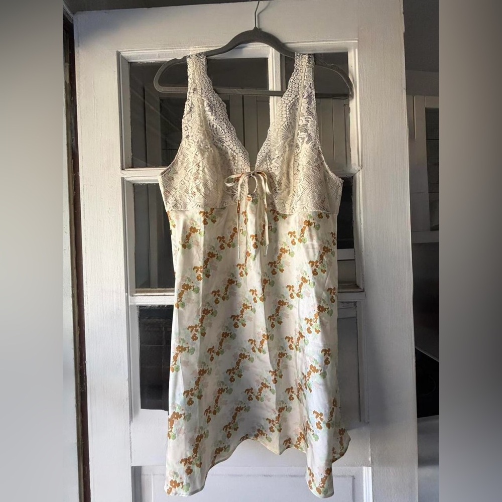 Floral Lace Trim Slip
